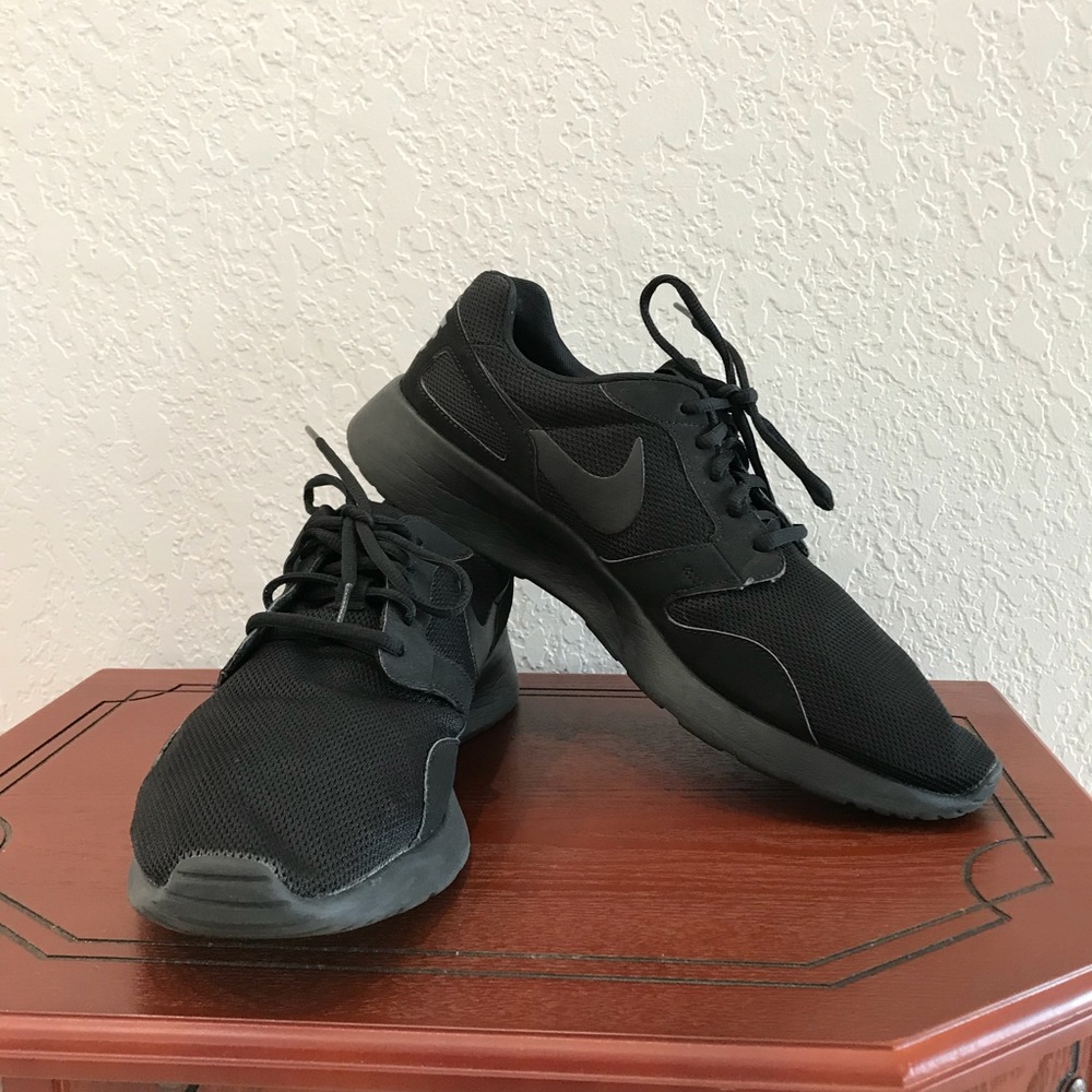 Nike Kaishi Black Running Shoe
